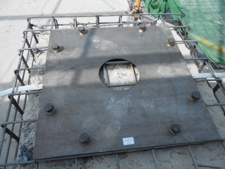 隔震支座安装施工措施-预埋板安装