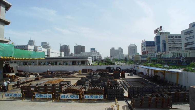 广东30层商业住宅公寓施工组织设计-钢筋堆放