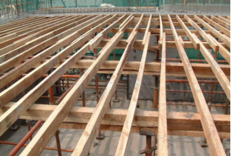 [湘潭]框剪结构高层住宅工程施工组织设计-56模板支撑系统确保模板承载力，满足刚度、强度要求。